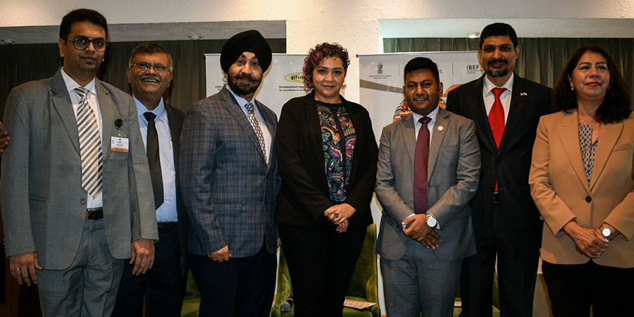Cooperación Farmacéutica India–México | Encuentro con el Consulado de Mumbai La IMBC participó en un diálogo estratégico con el Consulado de India en Mumbai para facilitar inversiones farmacéuticas en México. Conoce los acuerdos alcanzados.